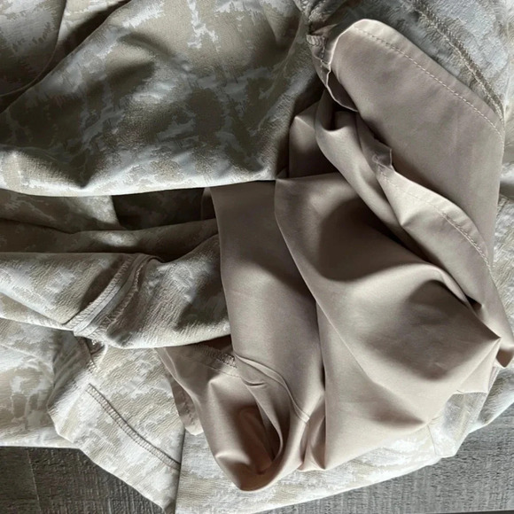 Calvin Klein Size 10 A-Line - Asymmetrical Dress Beige and Cream Print Like New - Picture 14 of 16